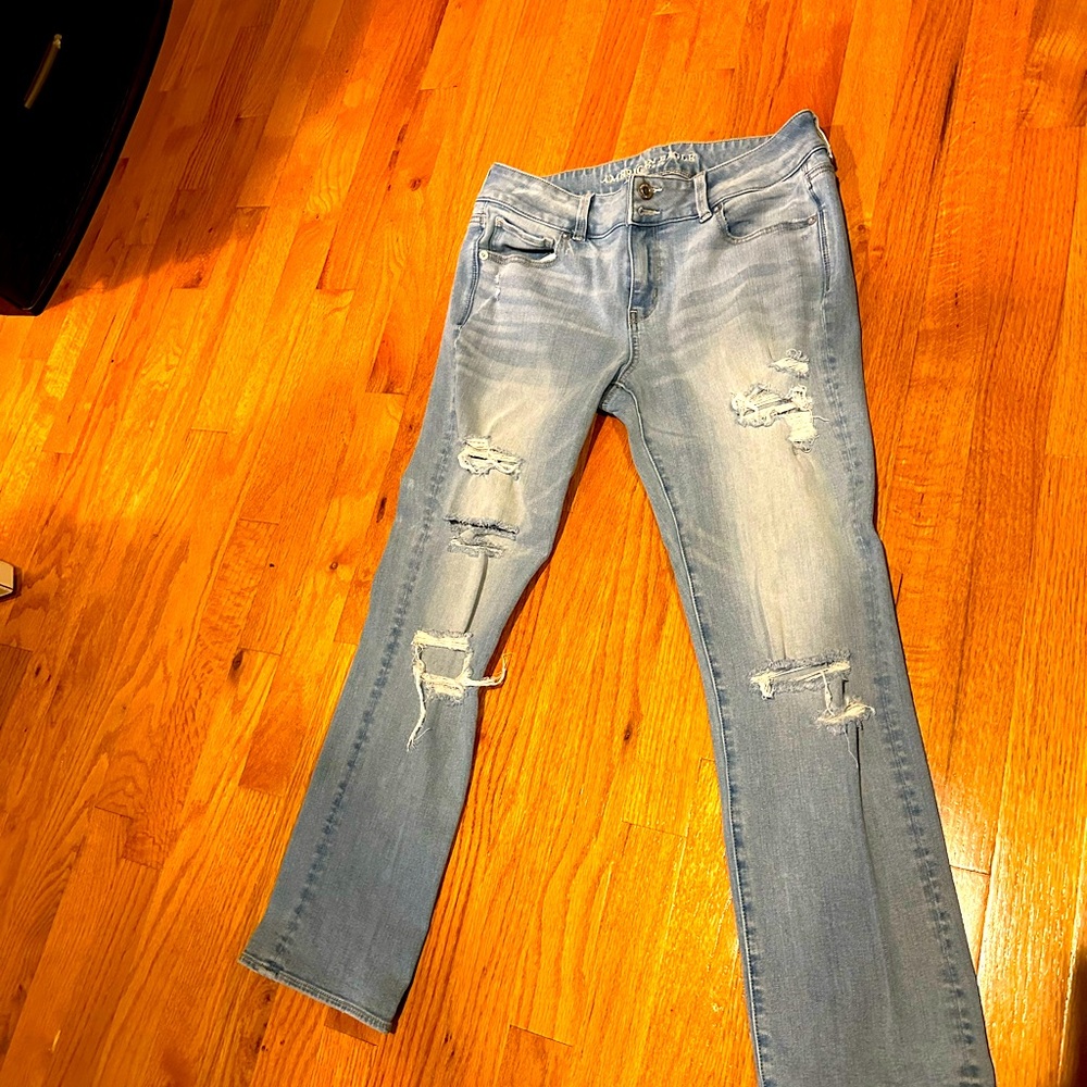 American Eagle distressed jeans